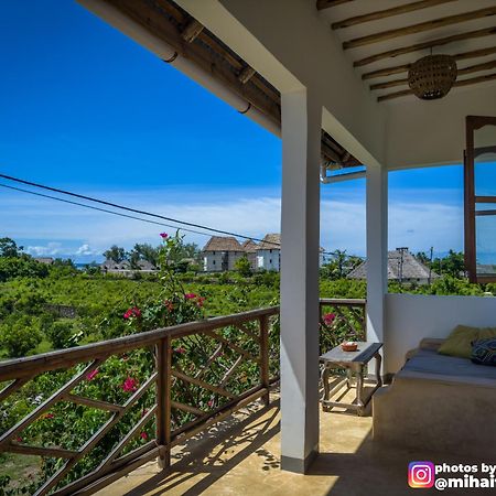 Tofauti Inn Makunduchi Ngoại thất bức ảnh