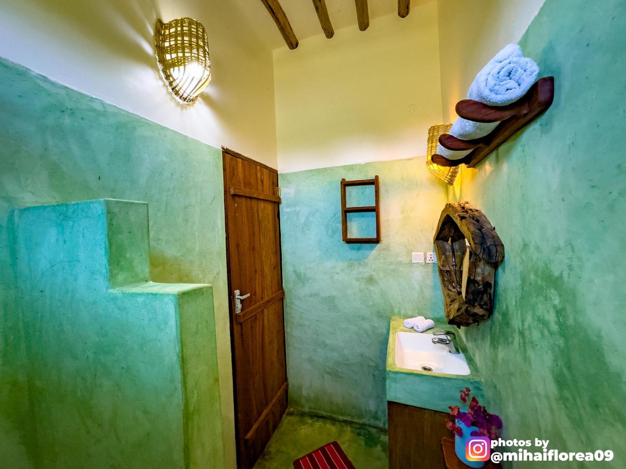 Tofauti Inn Makunduchi Ngoại thất bức ảnh