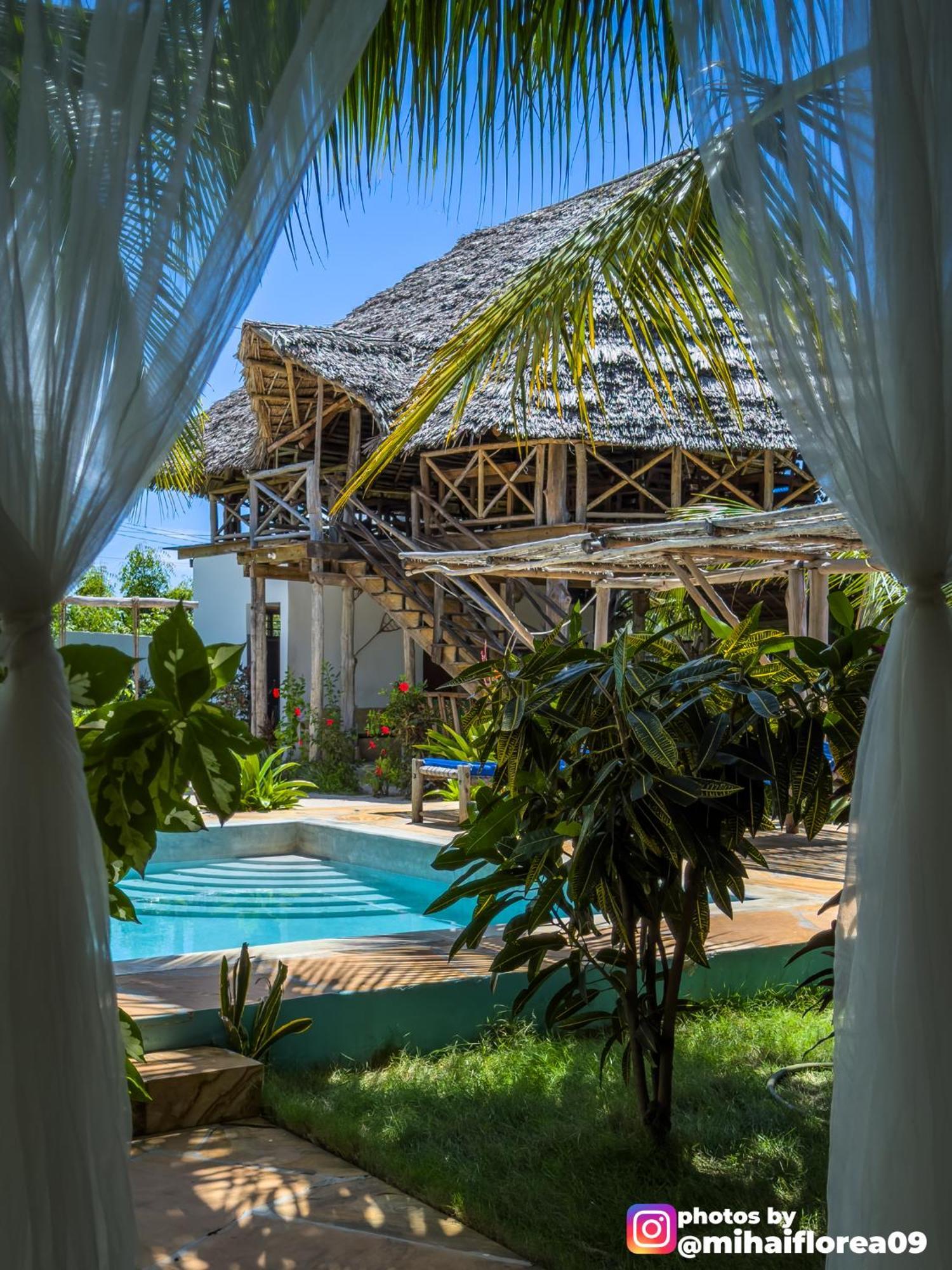 Tofauti Inn Makunduchi Ngoại thất bức ảnh